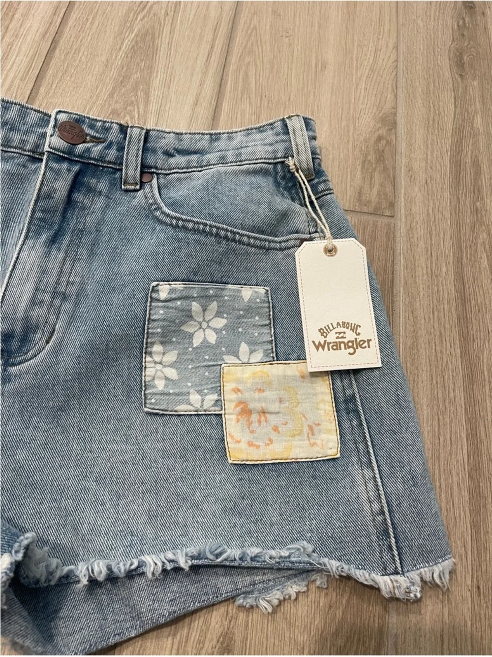 NWT Billabong X Wrangler Showdown Patchwork Cut Off Blue Denim Jean Shorts Sz 27